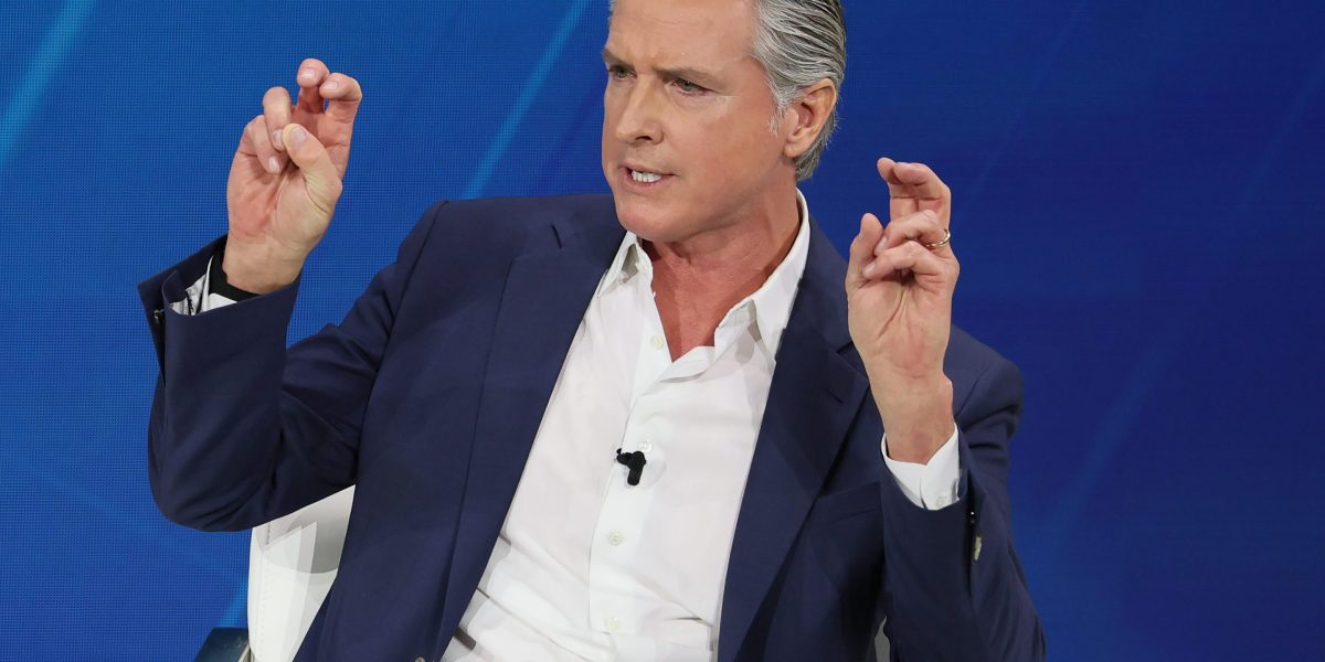 Down Arrow Button Icon