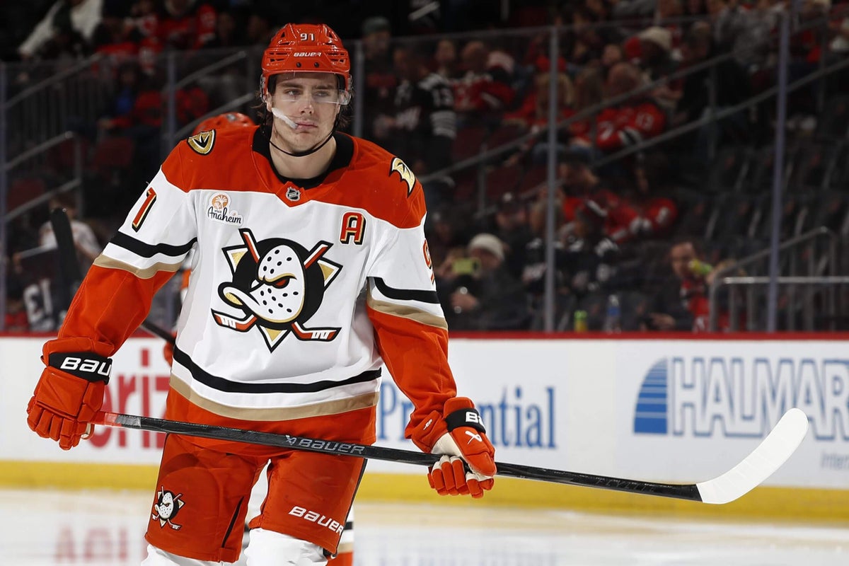 Ducks’ Leo Carlsson out 3-5 weeks after procedure as status for Olympics looms