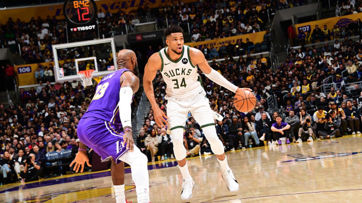 Giannis stops LeBron twice in the final minute as the Bucks rally to beat the Lakers 105-101 – NBC Los Angeles