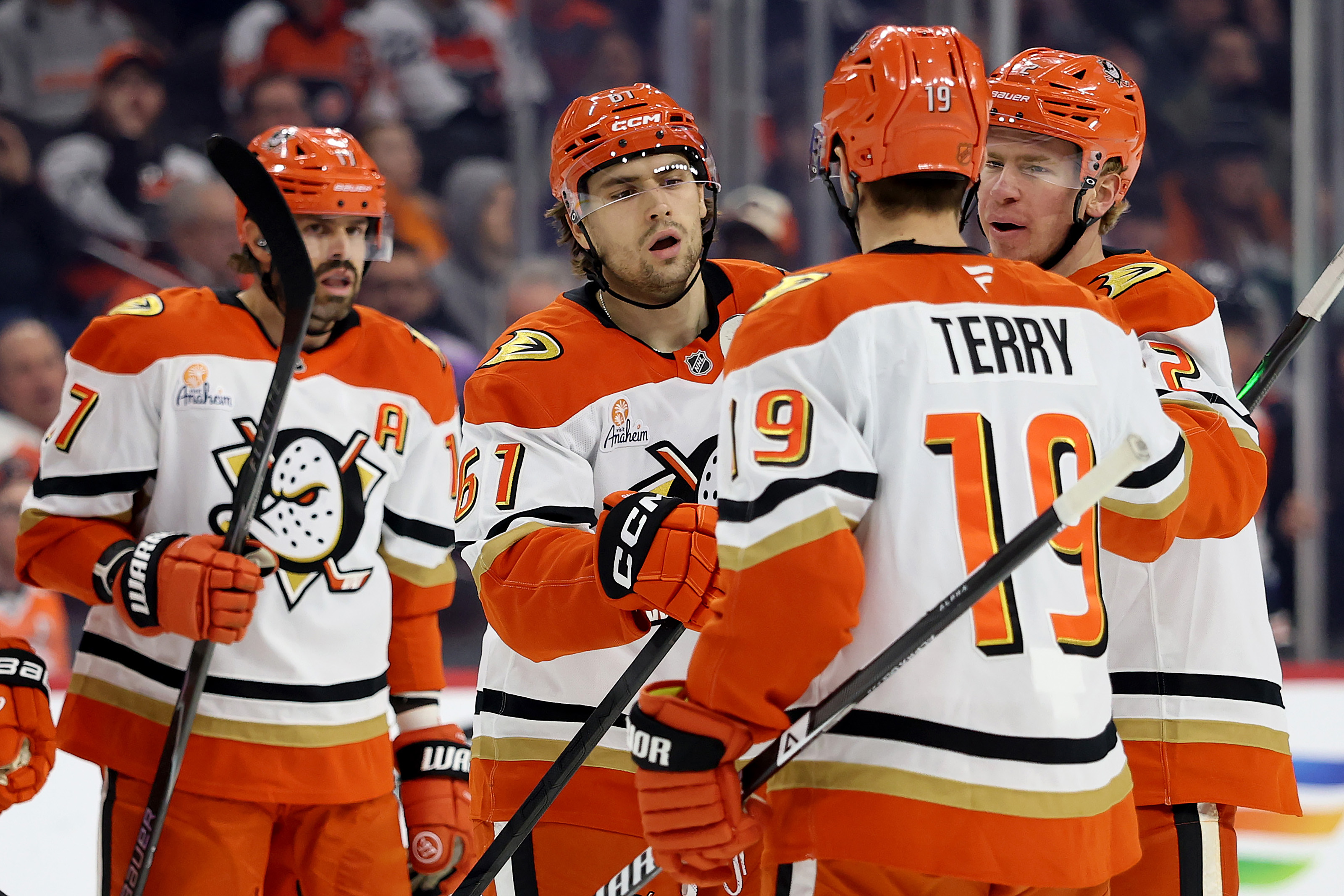 The Ducks’ Cutter Gauthier (61) celebrates his power-play goal with...