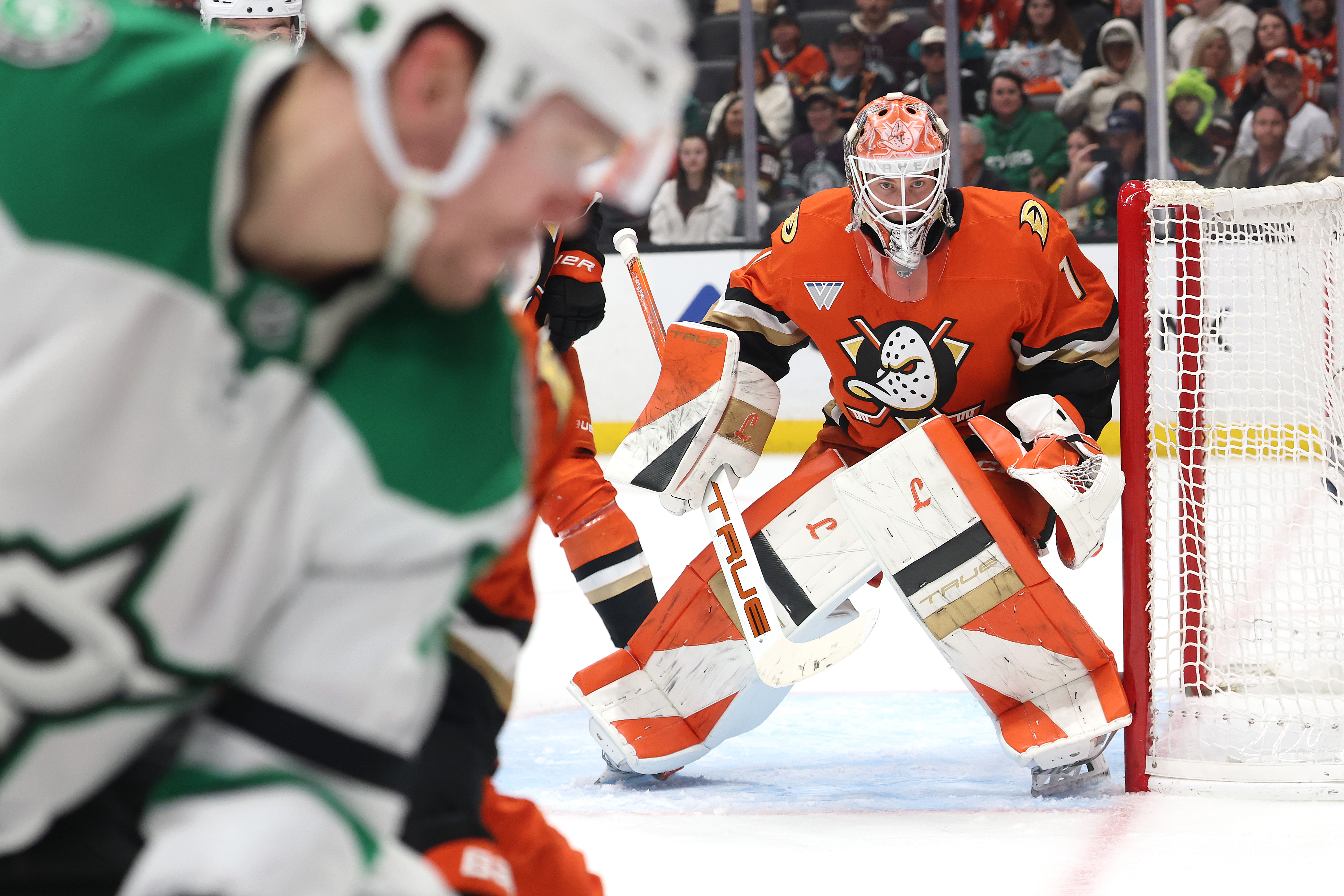 Ducks goaltender Lukas Dostal guards the near post during the...