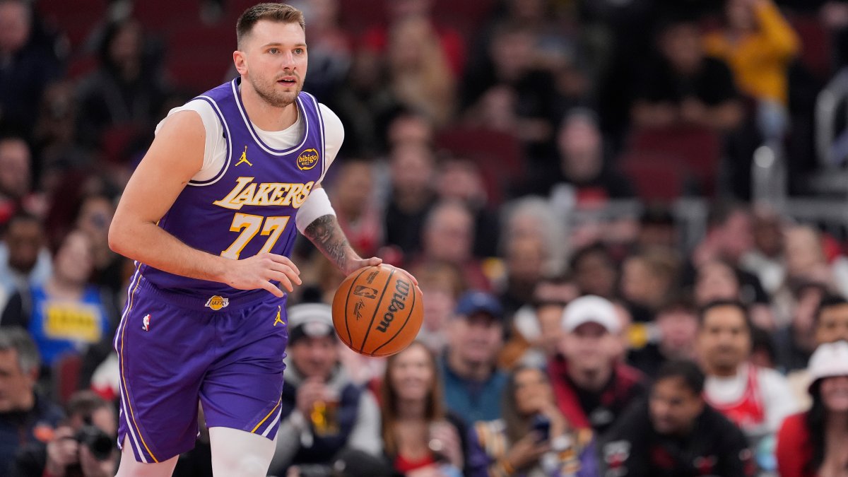 Luka Doncic scores 46 points as the Lakers beat the Bulls 129-118 – NBC Los Angeles