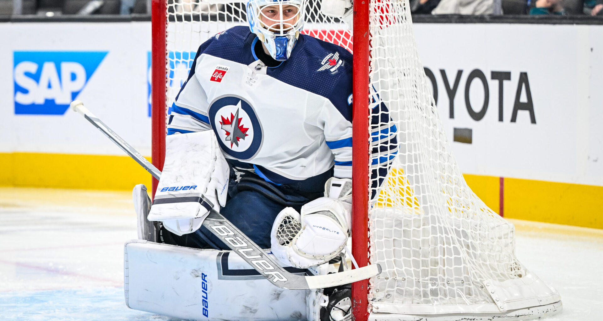 Sharks Make Trade With Blackhawks; Acquire Goalie, Defense Prosepct, Pick