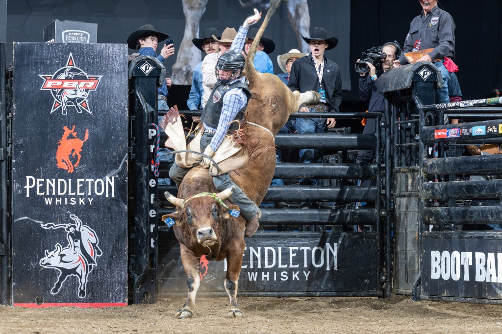 20-year-old California cowboy wins PBR event at Toyota Arena in Ontario – Daily Bulletin