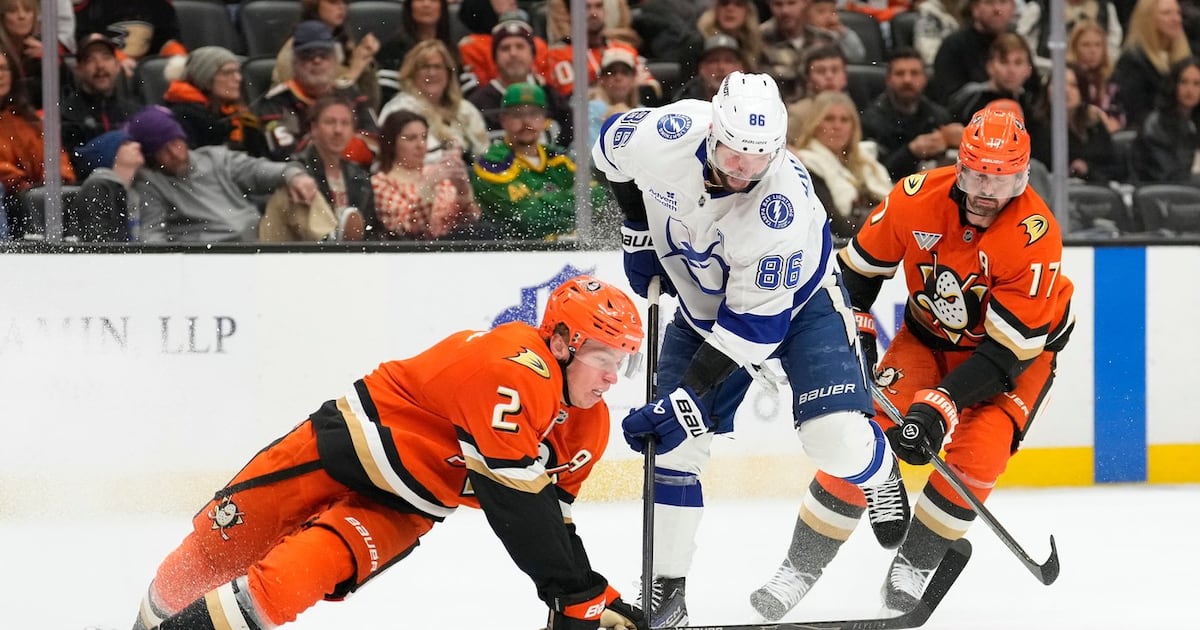 Darren Raddysh scores in OT, Tampa Bay Lightning beat Anaheim Ducks in coach Jon Cooper's 1,000th game