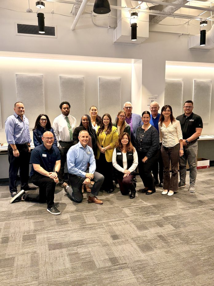 Richie Barnes of F&M Bank sworn in as Los Al Chamber President for 2026