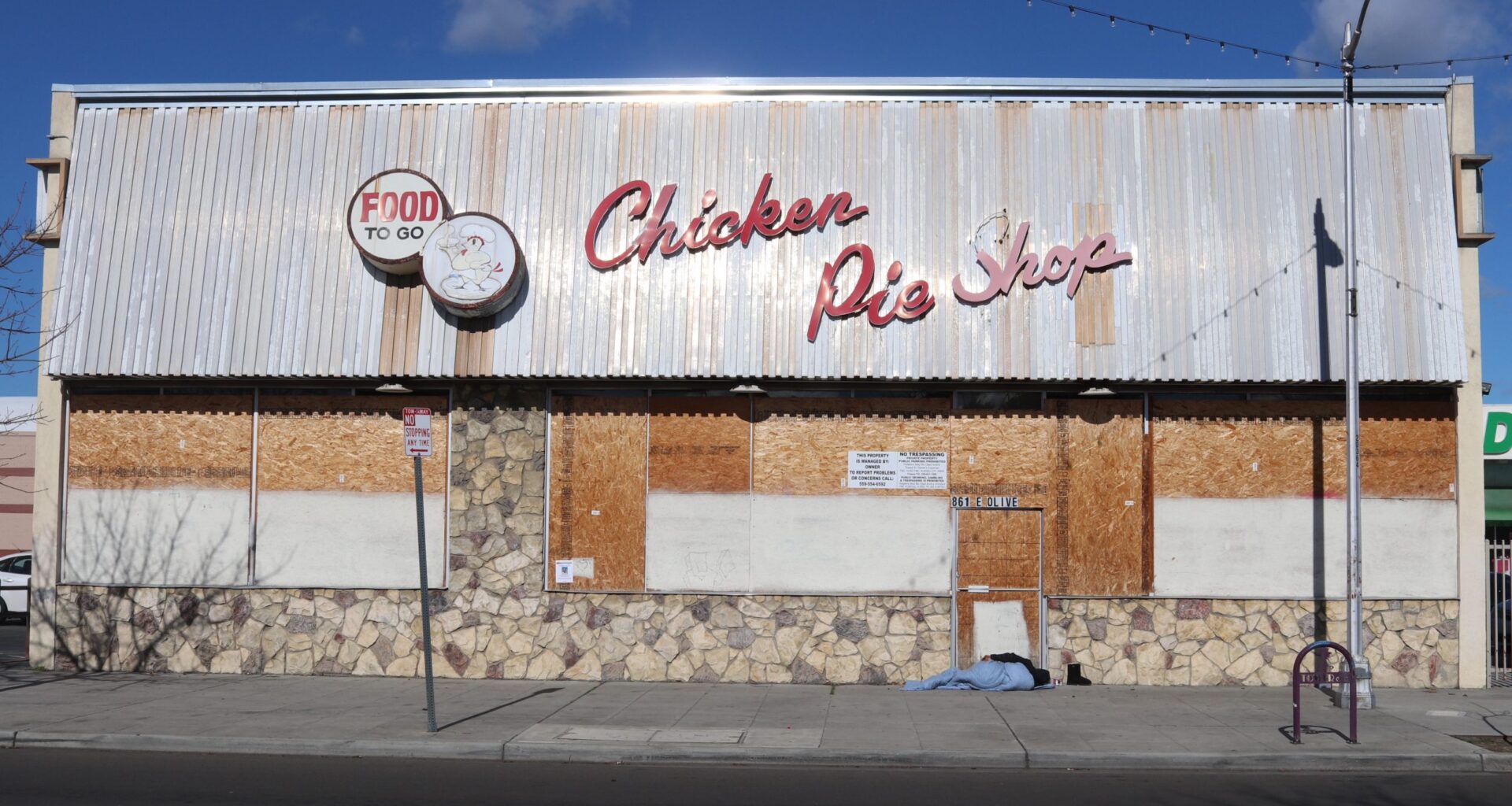 How are new Fresno laws on Tower District vacant buildings going?