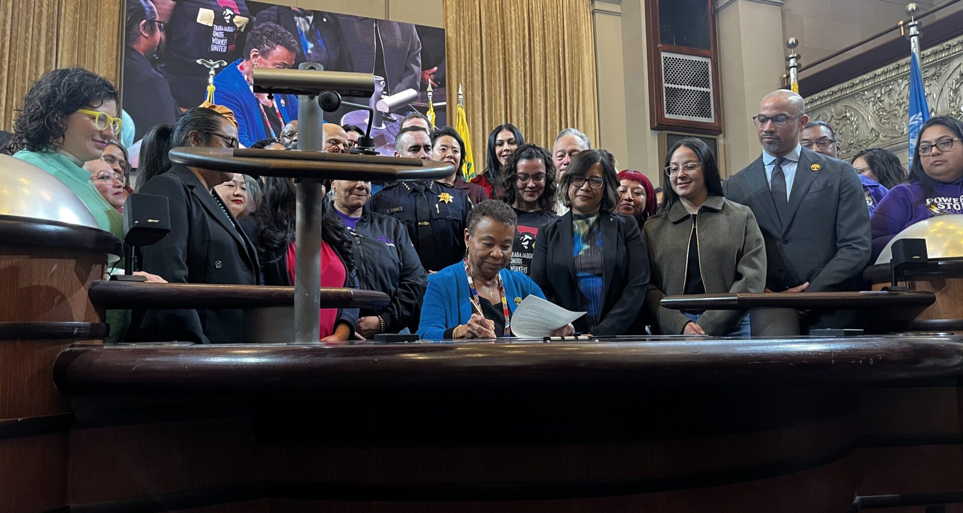 ICE agents can’t use city property, decrees Oakland Mayor Barbara Lee