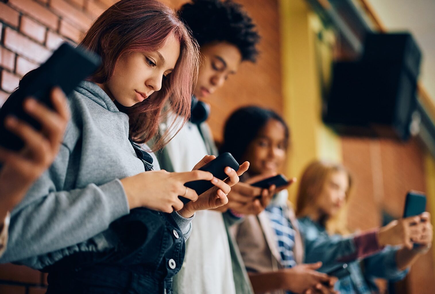 LBUSD to Restrict Student Phone Use Beginning Jan. 26