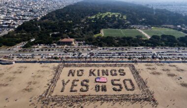 Ex-Navy SEAL convicted for plot to kill officers at California protest