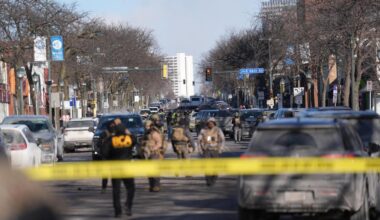 Police chief calls for calm after a man is shot and killed during Minneapolis immigration crackdown – San Diego Union-Tribune