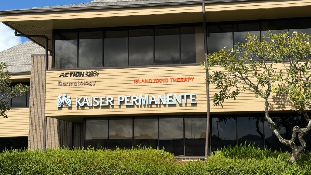 Kaiser workers launch open-ended strike next week in Hawaiʻi, California : Kauai Now