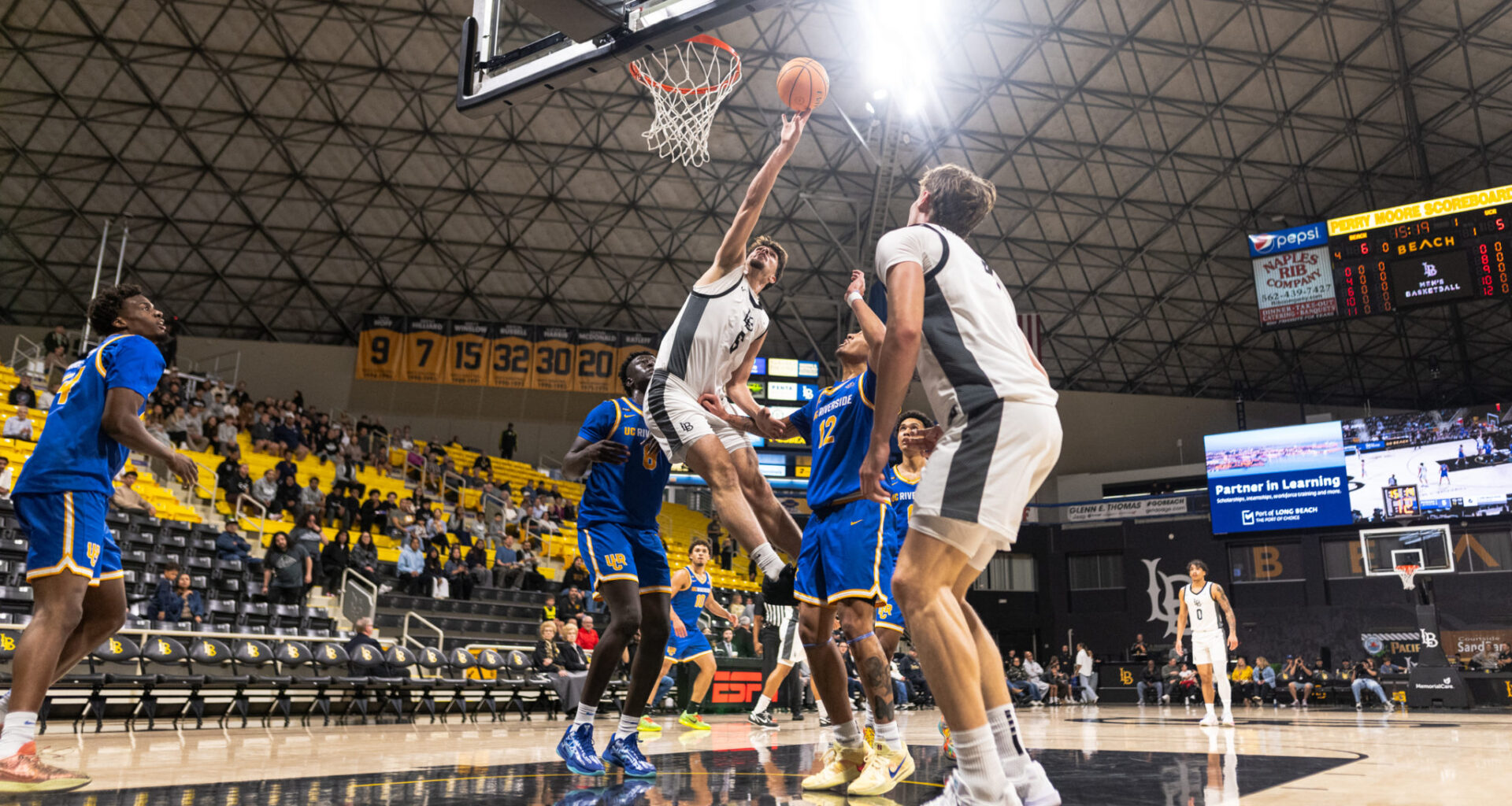 LBSU vs UCR MBB 1