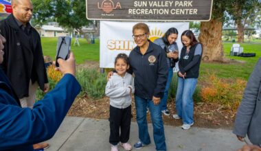 Karen Bass joined neighbors to kickoff Shine LA in Sun Valley with Councilmembers Padilla and Nazarian – Daily News