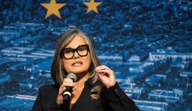 LA City Council approves disclosure rules for Charter Reform Commission – Daily News