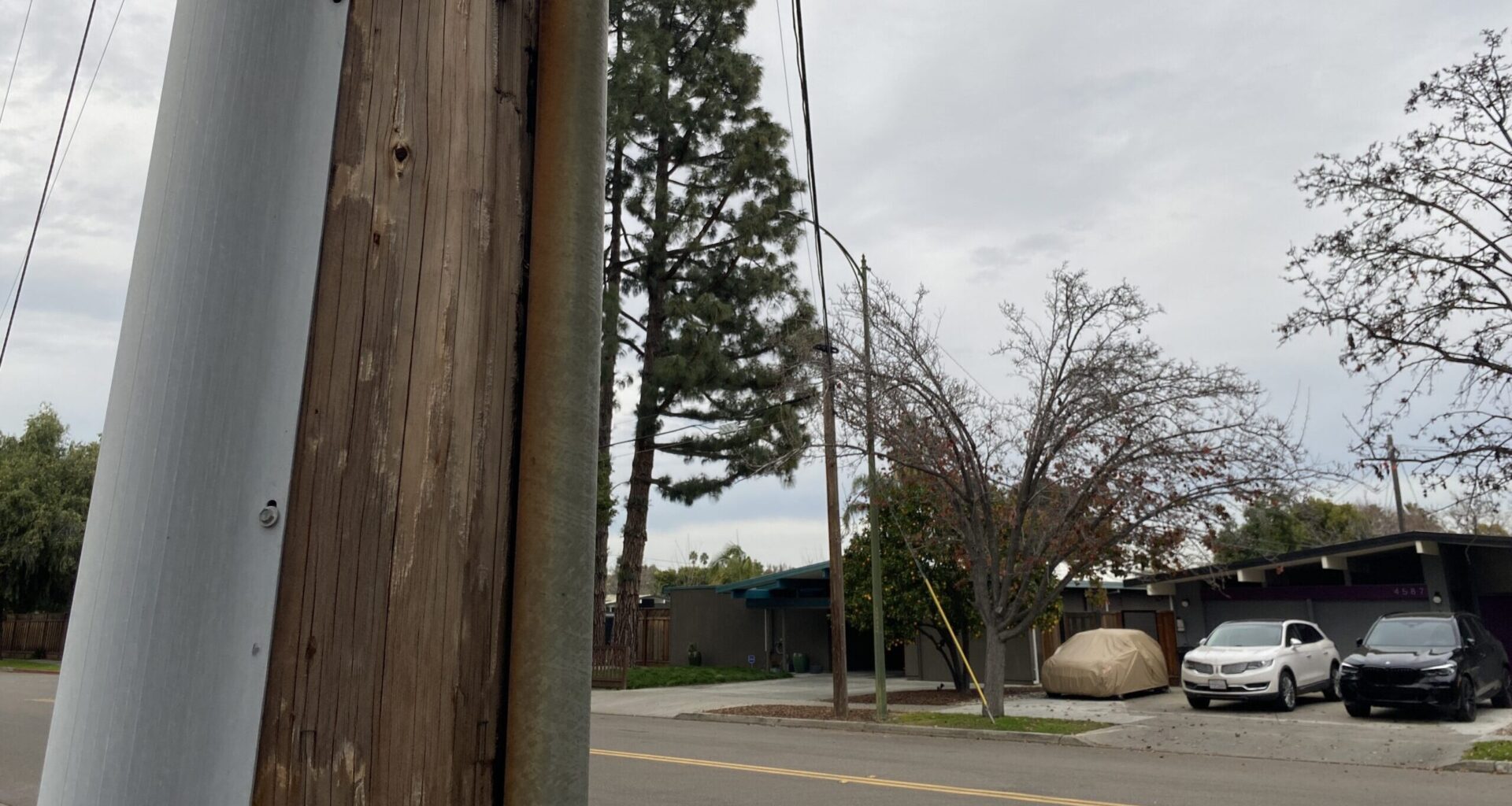 ‘It’s our block that goes offline’: West San Jose neighborhood demands PG&E fixes