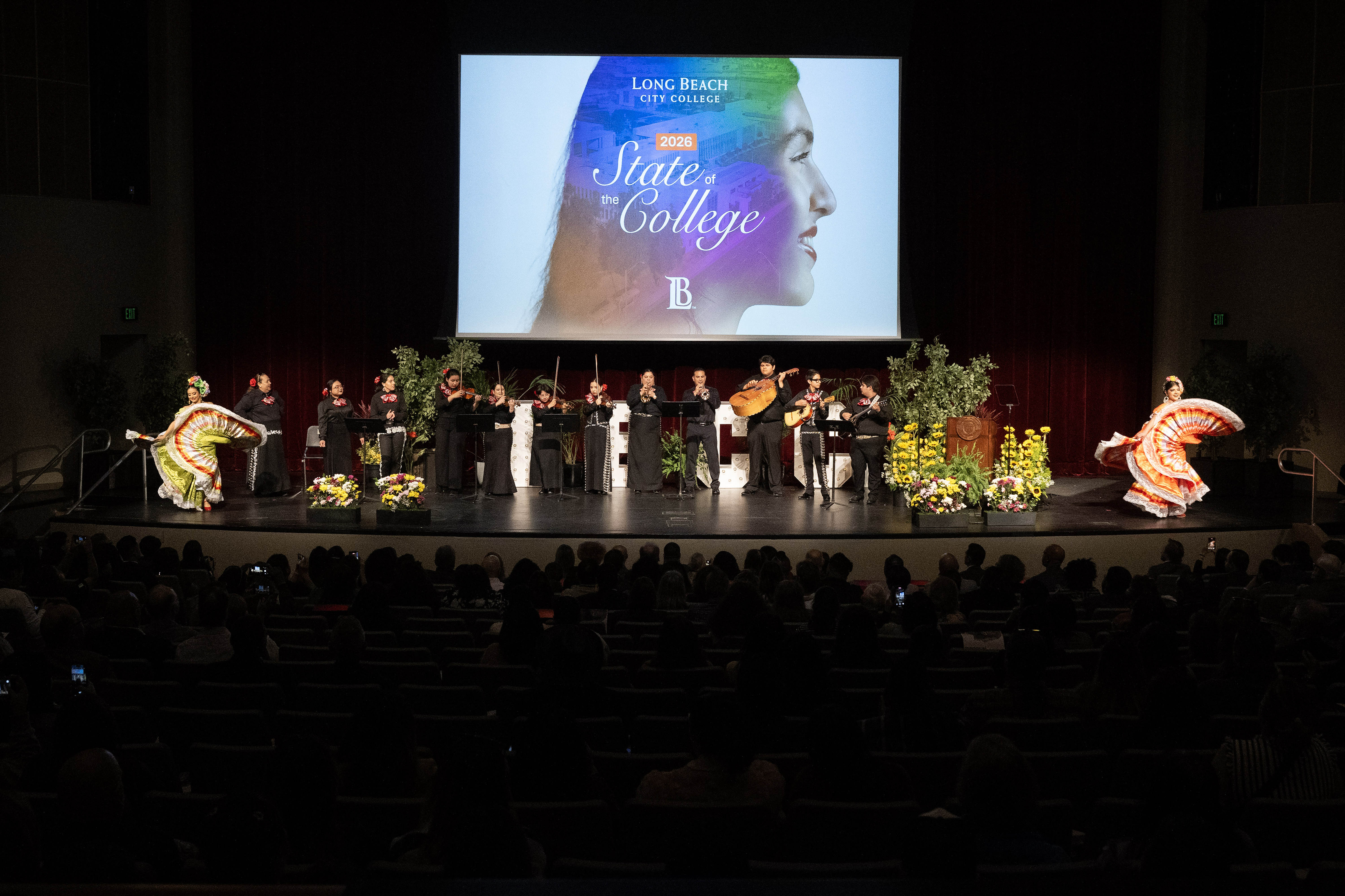 Mariachi Los Vikingos de LBCC and members of Folklorico RevoluciÃ³n...