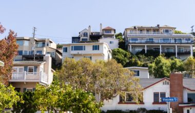 How Many Second Homes Are in Your Neighborhood?