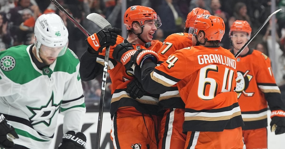Lukas Dostal has 24 saves as Anaheim Ducks beat Dallas Stars to snap nine-game skid