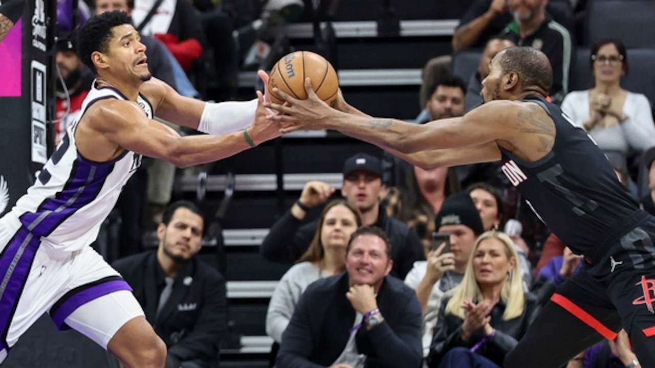 Sacramento Kings rookie center: ‘Hey, kids, Pops dunked on LeBron’