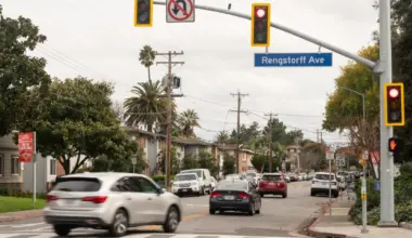 Major Mountain View intersection gets new traffic signal