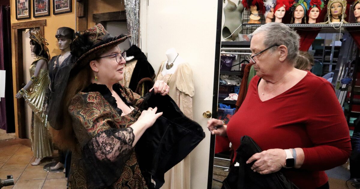 Beloved Silicon Valley costume store takes final bow