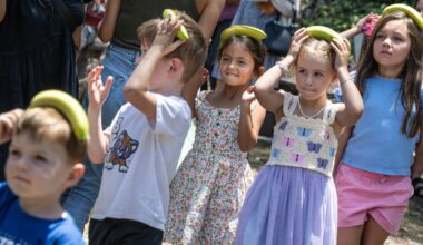 It’s not always easy being a kid in the O.C. – Orange County Register