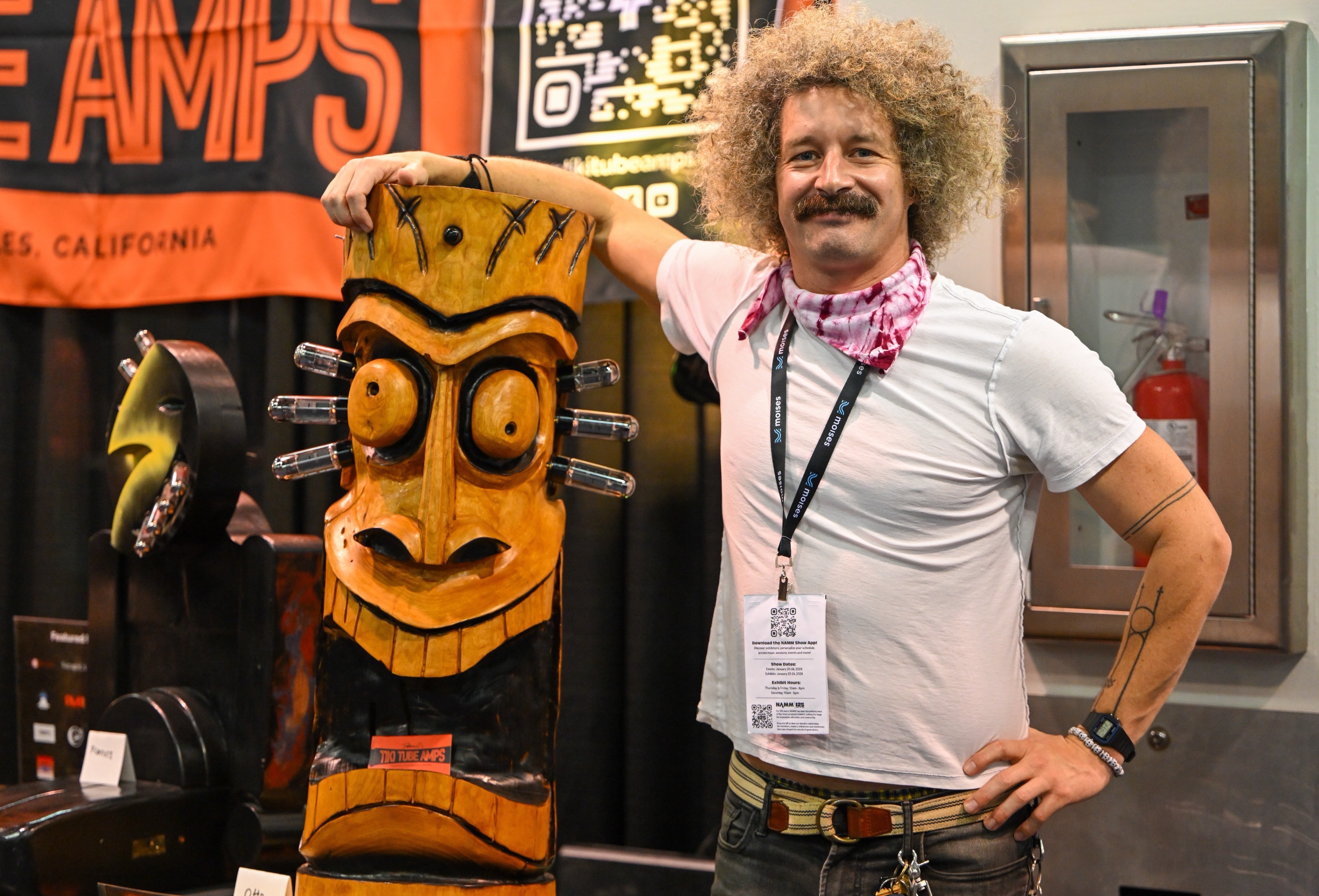 Desmond Bowe shows off Otto, a custom-built tiki tube amp,...