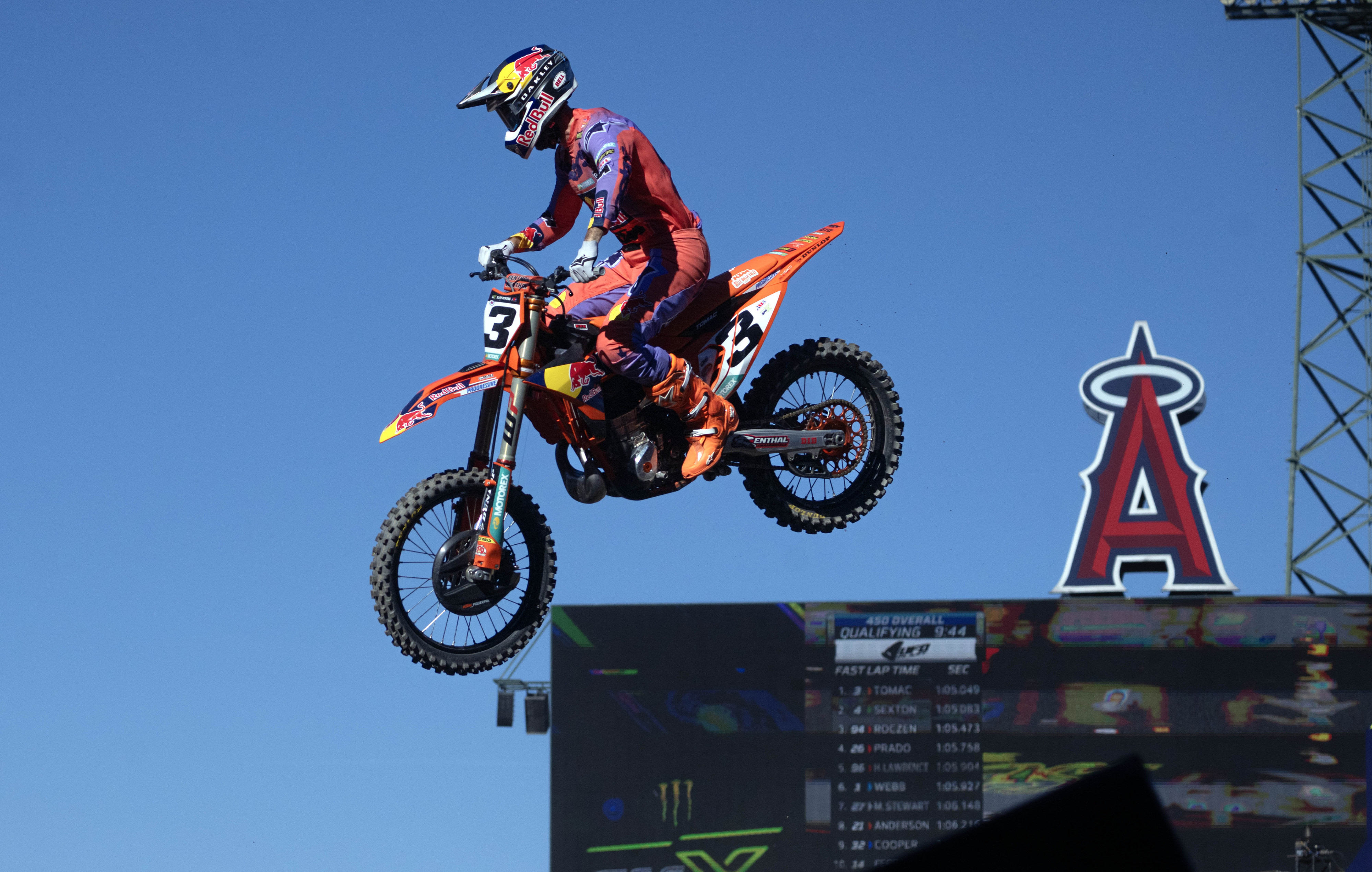 Eli Tomac flies high during a qualifying round of the...