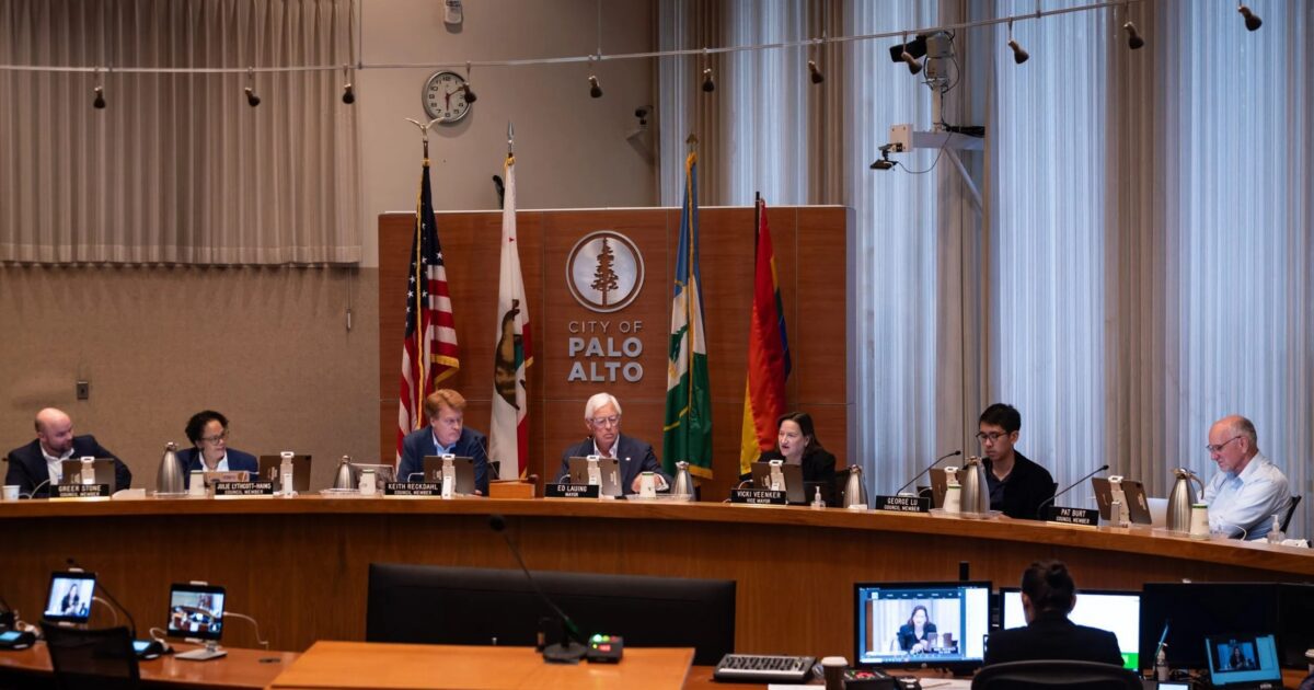 Palo Alto braces for lean years as financial outlook worsens