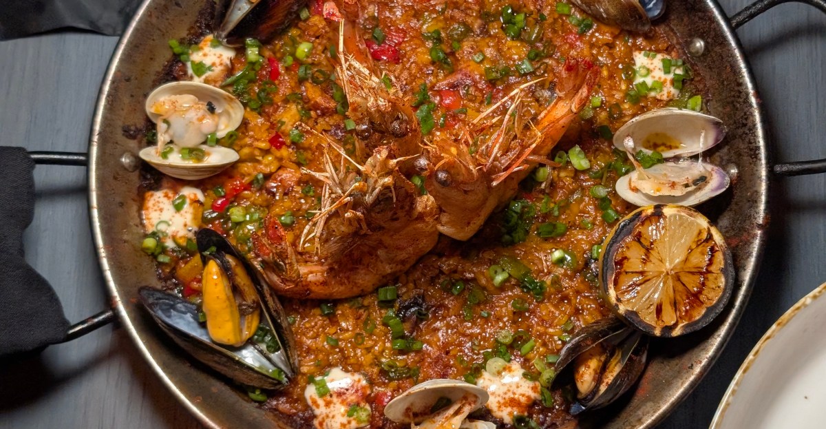 Review: A Luxe New Spanish Restaurant Hides in a Downtown Los Angeles High-Rise 