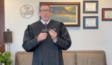 California ban on openly carrying guns is unconstitutional, court rules