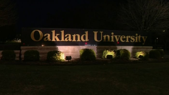 Oakland University cancels in-person evening classes due to heavy snowfall