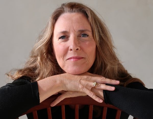 Author and ex-reporter hopes to hook readers with new crime thriller series set in La Jolla – San Diego Union-Tribune