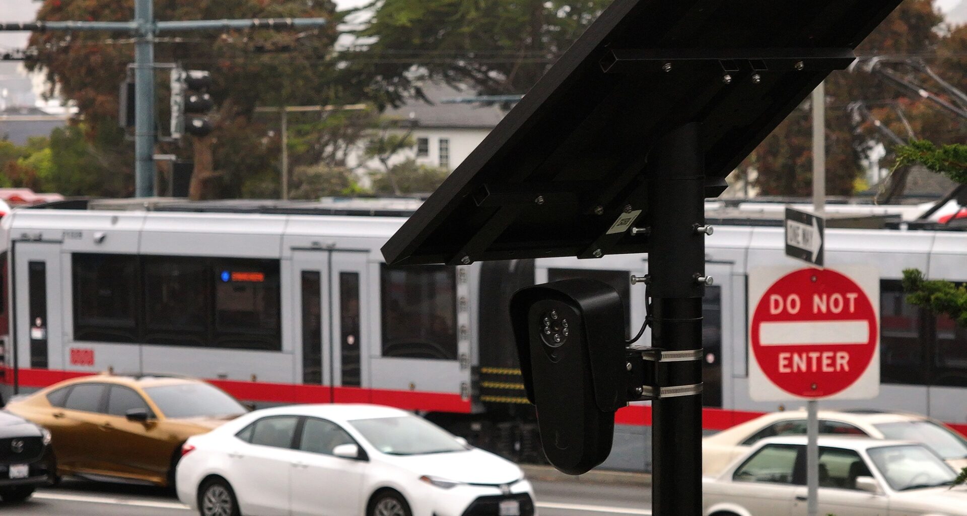 Santa Cruz the First in California to Terminate Its Contract With Flock Safety