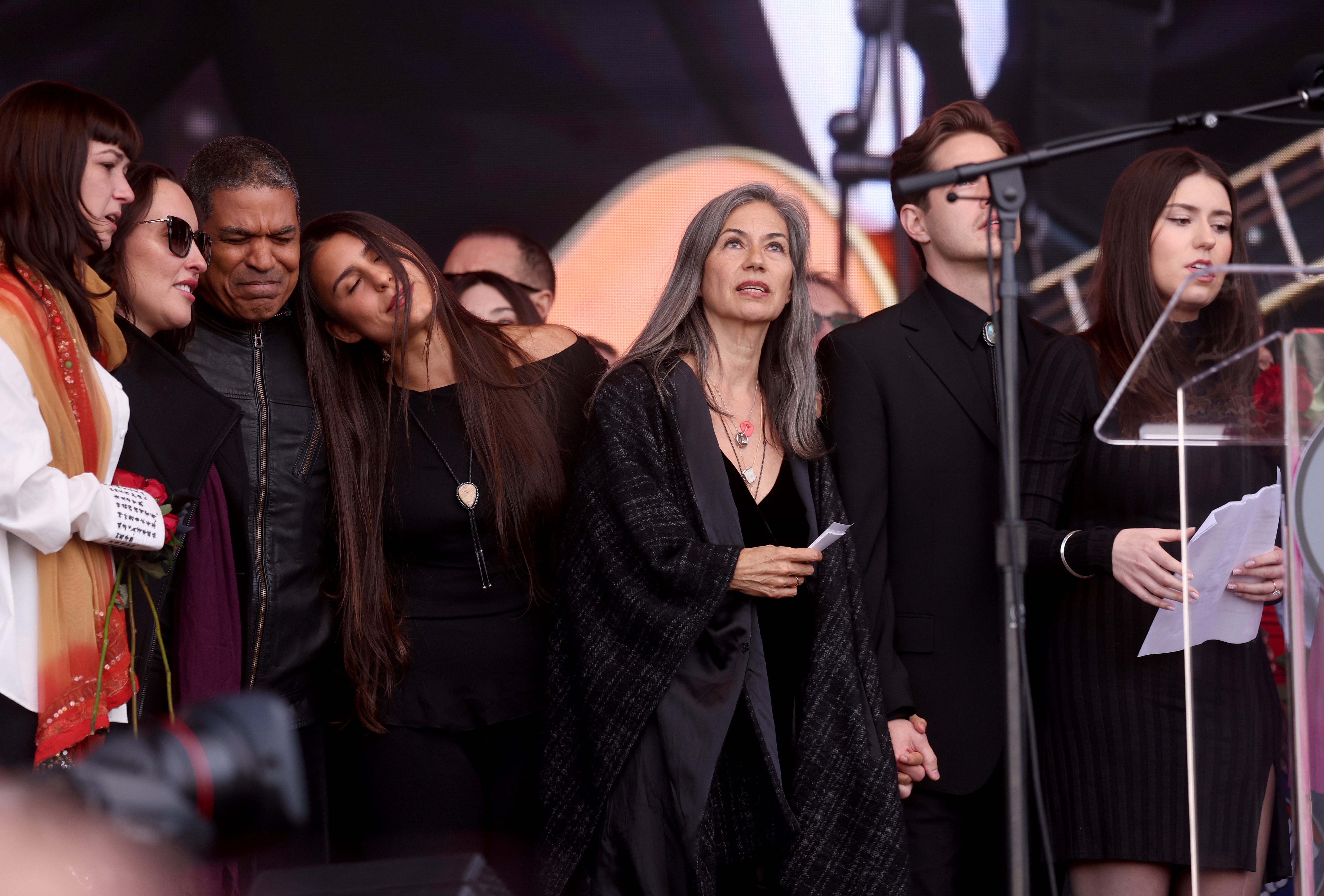 Bob Weirâs wife Natascha MÃ¼nter, center, with daughter Chloe, left,...