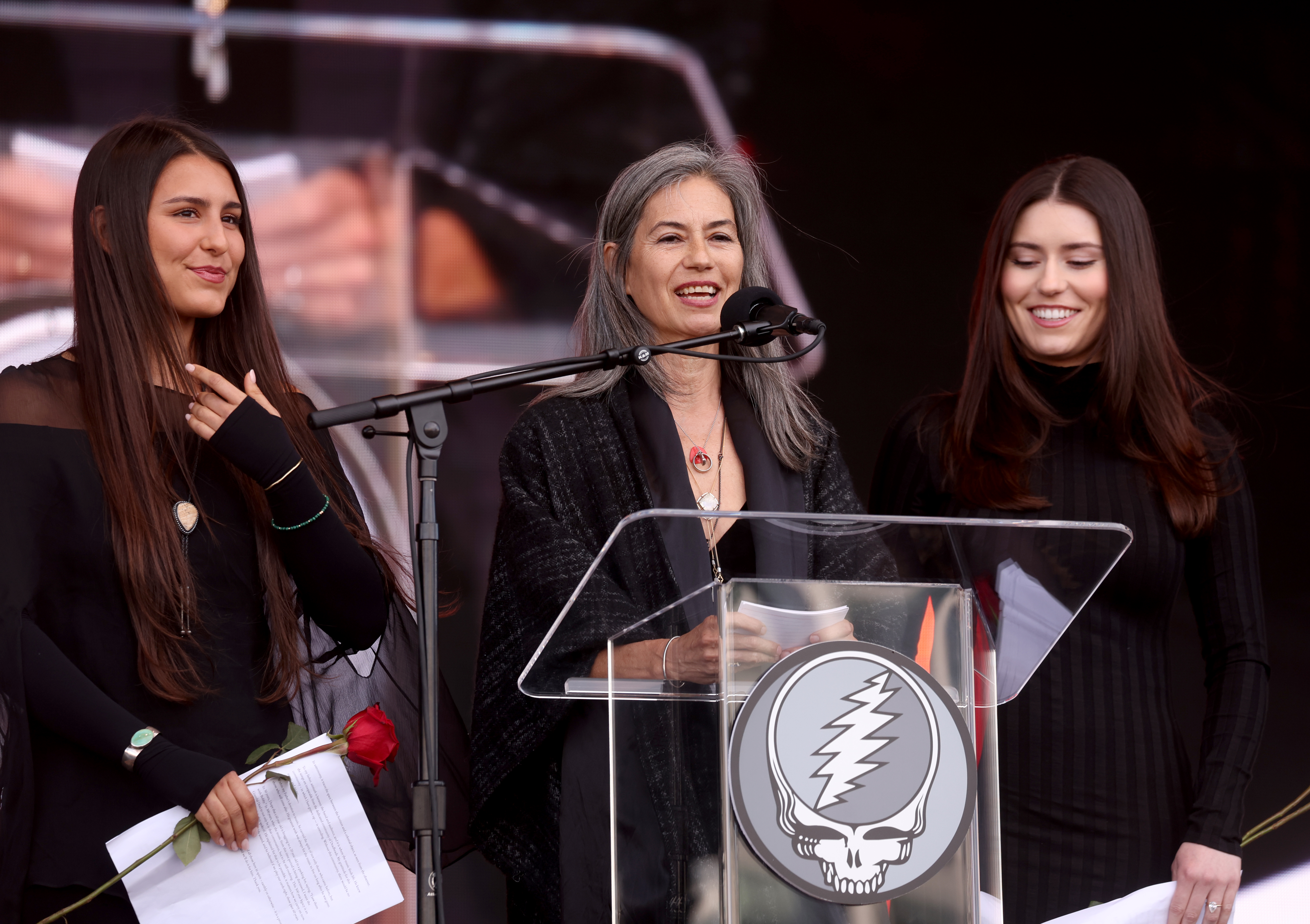 Bob Weirâs wife Natascha MÃ¼nter, center, flanked by her daughters...