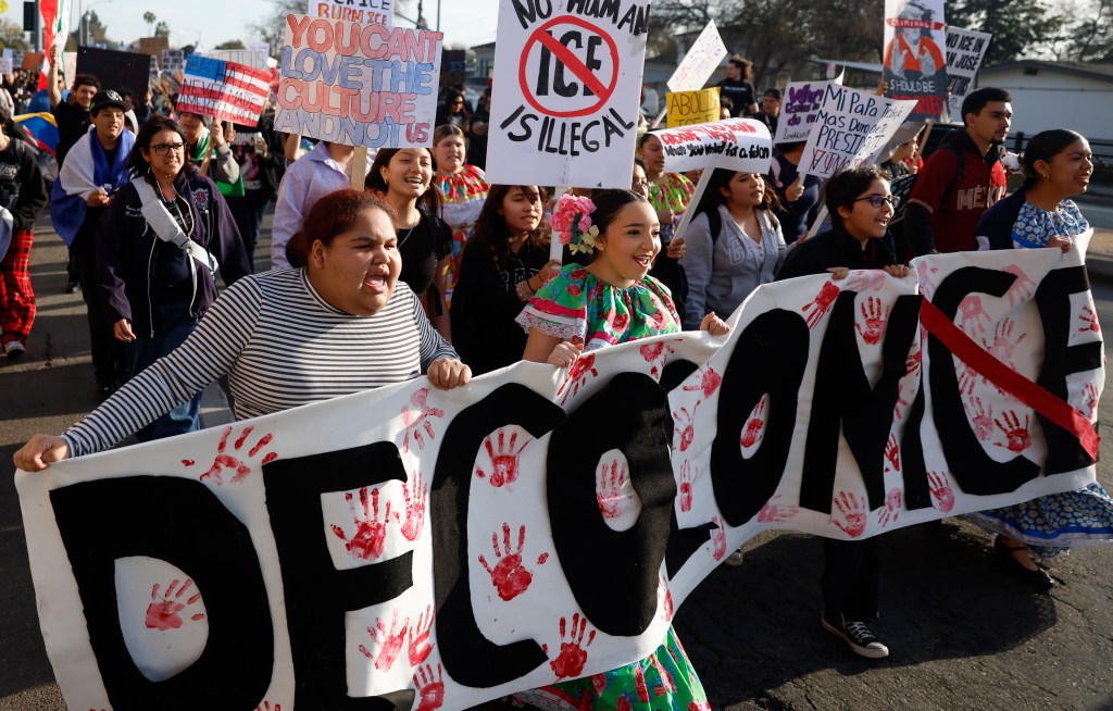 Hundreds of students across Bay Area walk out of school to protest ICE