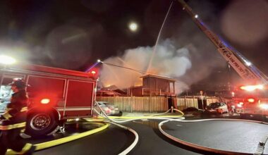 Blaze causes Buddhist temple roof collapse