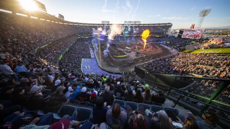 SMX World Championship season opener