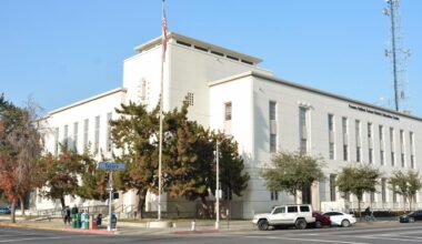 Fresno Unified trustees approve doubling their salaries