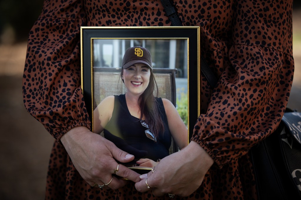 She was in withdrawal. He was schizophrenic. Both died of neglect in jail, their families say in new lawsuits. – San Diego Union-Tribune