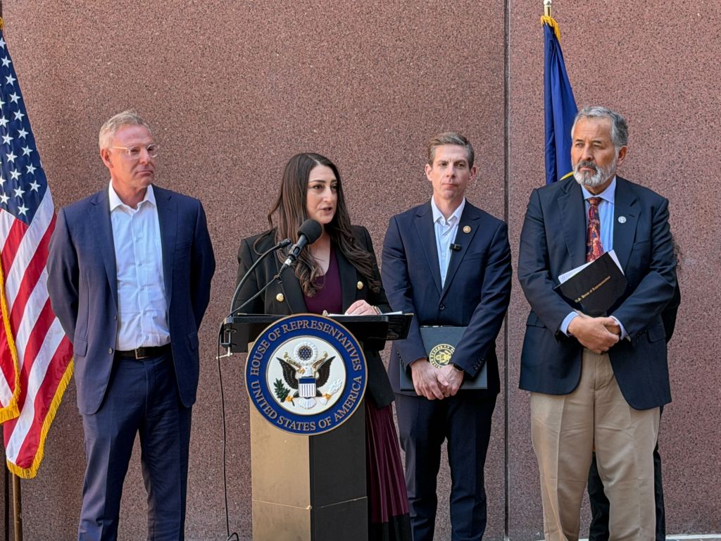 San Diego congressional Democrats demand stricter use-of-force standards by immigration agents – San Diego Union-Tribune