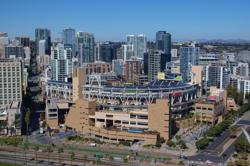 Dirty downtown feels abandoned by city – San Diego Union-Tribune