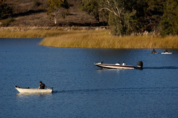 Fishermen cast out on Lake Miramar. (K.C. Alfred / The San Diego Union-Tribune)