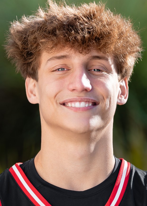 Dax Hall (Steve Compos)