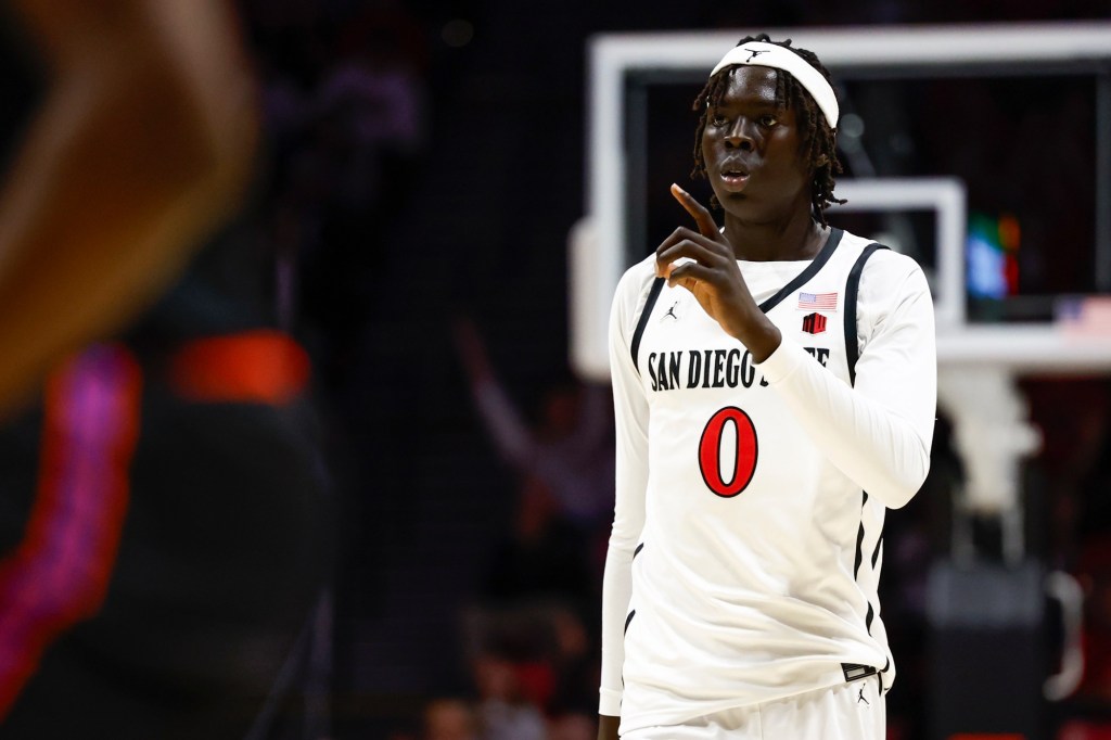 Magoon Gwath injured, out for Aztecs' game at Grand Canyon