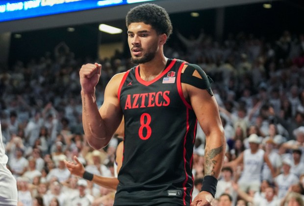 San Diego State's Tae Simmons celebrates during the Aztecs' Jan. 21, 2026 game against Grand Canyon at GCU Arena in Phoenix. (Darryl Webb, for The San Diego Union-Tribune)