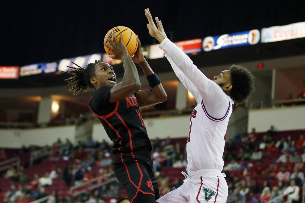 Aztecs host Fresno State, which was rocked by a gambling scandal last season