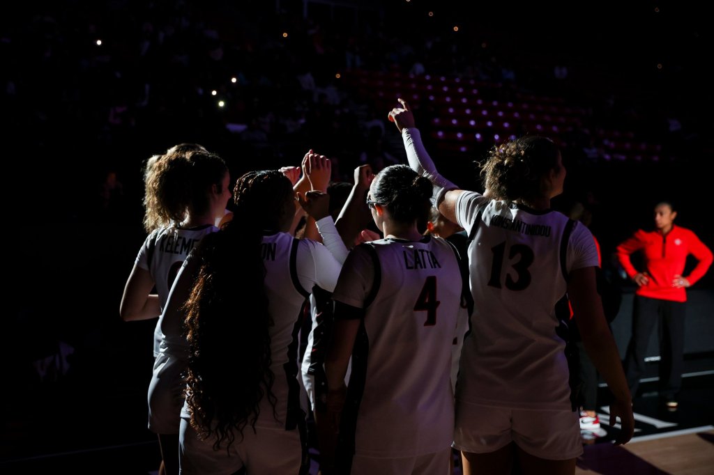 SDSU stays undefeated in conference play with Field Trip game coming up